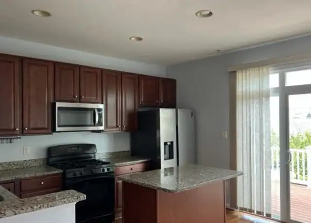 Property at 11765 Skylark Rd, Clarksburg, MD, 20871, 4 beds, 3.5 baths, [object Object]