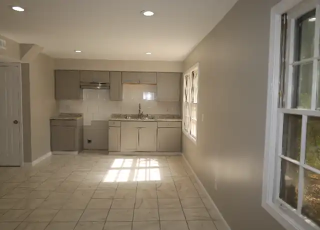 Property at 2135 Vista Dale Ct Unit B, Tucker, GA, 30084, 1 bed, 1 bath, [object Object]