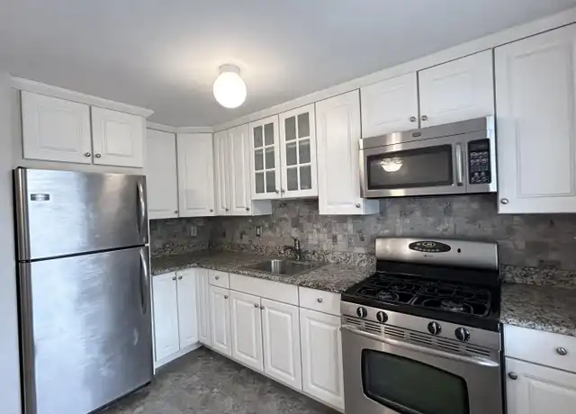 Property at 29 Manor Dr, Red Bank, NJ, 07701, 2 beds, 1 bath, [object Object]