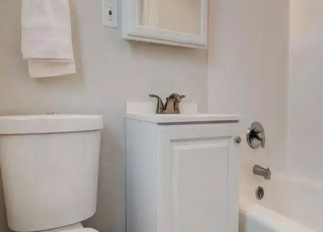 Property at 1409 T St, Sacramento, CA, 95811, 1 bed, 1 bath, [object Object]
