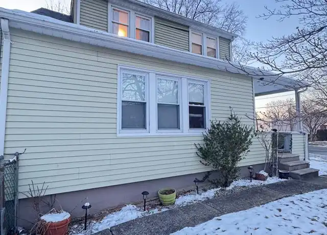 Property at 132 Cresskill Ave, Dumont, NJ, 07628, 2 beds, 1 bath, [object Object]