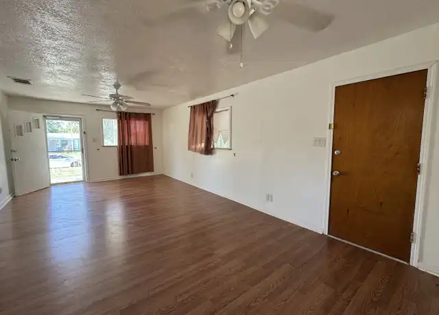 Property at 115 McDougal Ave, San Antonio, TX, 78223, 2 beds, 1 bath, [object Object]