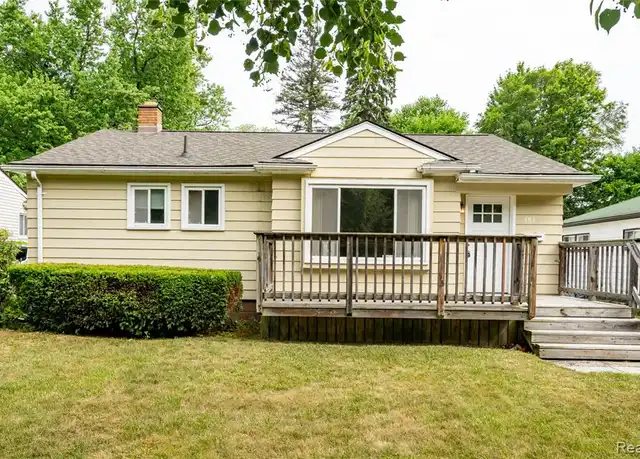 Property at 581 2nd Ave, Pontiac, MI, 48340, 3 beds, 1 bath, [object Object]