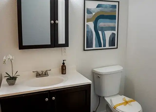 Property at St. Clair Lofts - 35 S Saint Clair St, Dayton, OH, 45402, 1-2 bed, 1-2 bath, [object Object]