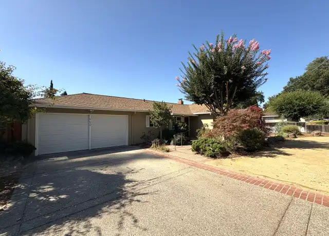 Property at 654 Cuesta Dr, Los Altos, CA, 94024, 4 beds, 3 baths, [object Object]