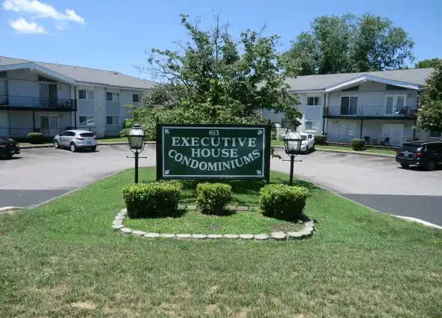 Property at 613 Hillsboro Rd Unit B14, Franklin, TN, 37064, 1 bed, 1 bath, [object Object]