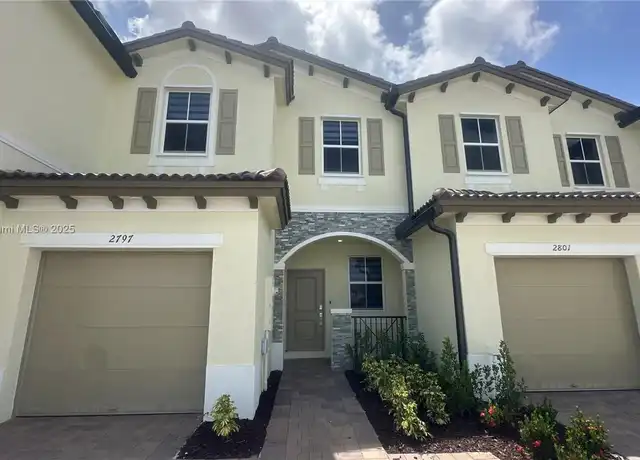 Property at 2797 SE 25th Ave, Homestead, FL, 33035, 3 beds, 2.5 baths, [object Object]