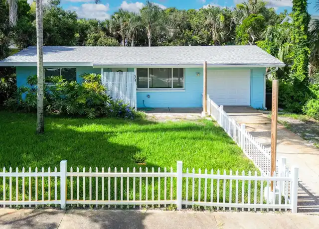Property at 905 Locust St, New Smyrna Beach, FL, 32169, 2 beds, 1 bath, [object Object]
