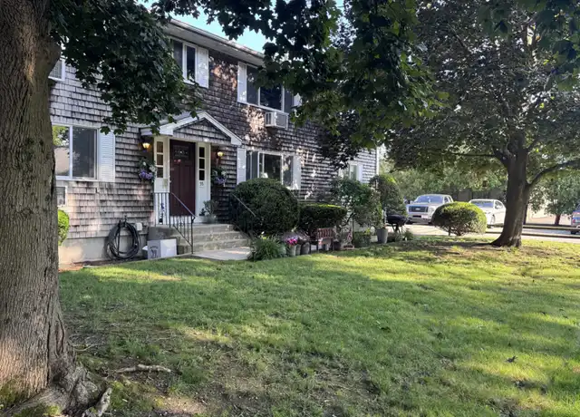 Property at 55 Jefferson St Unit D, North Attleborough, MA, 02760, 2 beds, 1 bath, [object Object]