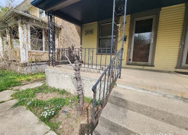 Photo of 205 E Fairview Ave, Dayton, OH 45405