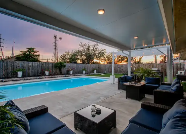 Property at 10606 Kirkwren Dr, Houston, TX, 77089, 4 beds, 2 baths, [object Object]