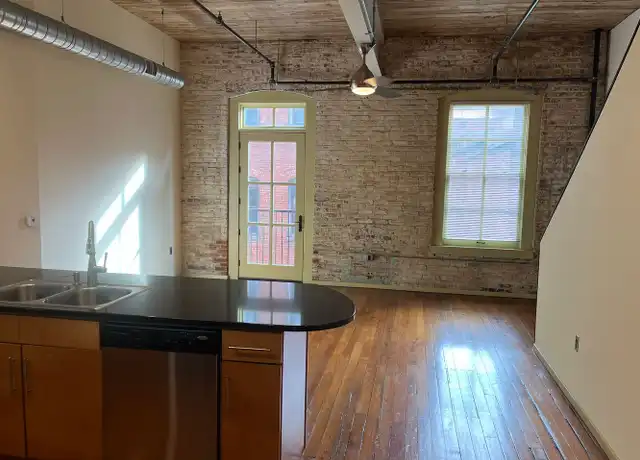 Property at 28 N George St Unit G, York, PA, 17401, 2 beds, 1 bath, [object Object]