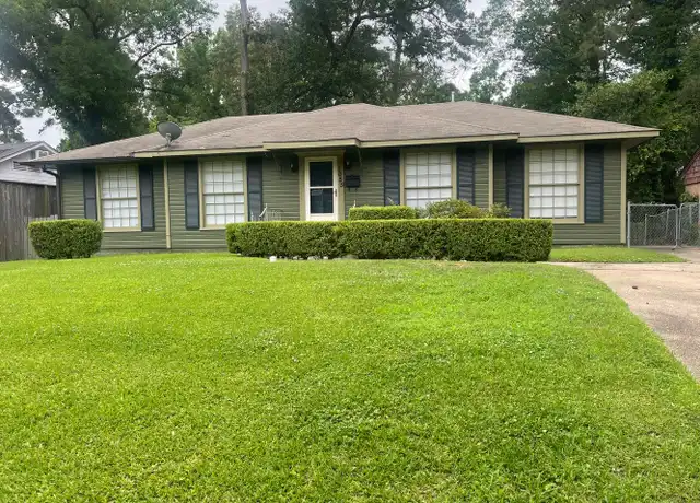 Property at 1055 Southfield Rd, Shreveport, LA, 71106, 4 beds, 2 baths, [object Object]