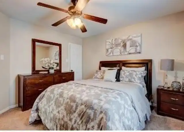 Property at 13323 Chanel Dr, Houston, TX, 77044, 1 bed, 1 bath, [object Object]
