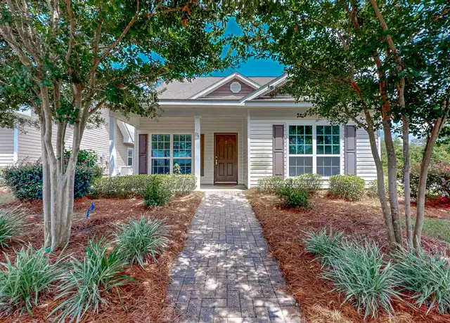 Property at 176 Cornelia St, Freeport, FL, 32439, 4 beds, 3 baths, [object Object]