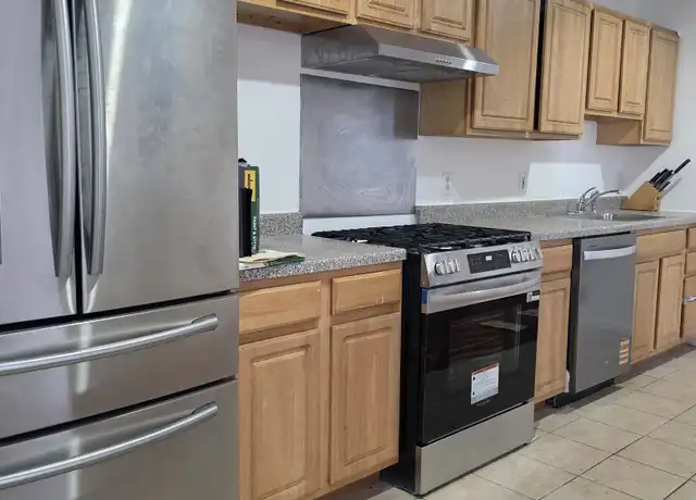Property at 72 Zabriskie St Unit 2, Jersey City, NJ, 07307, 3 beds, 2 baths, [object Object]