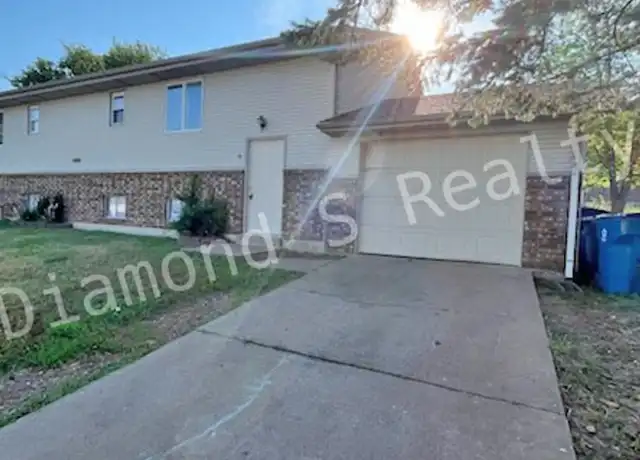 Property at 1204 Flora St Unit A, Nixa, MO, 65714, 3 beds, 2 baths, [object Object]