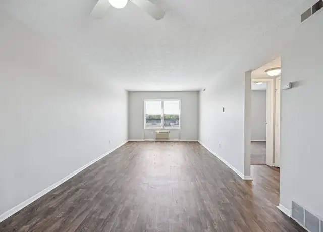 Photo of 4645 Tamarack Blvd, Columbus, OH 43229