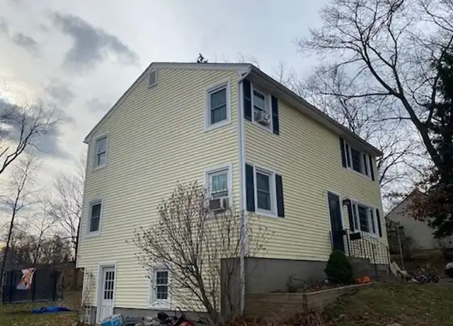 Property at 1 A Mayfair Dr Unit 2, Millbury, MA, 01527, 2 beds, 1 bath, [object Object]