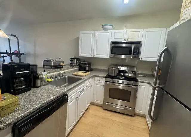 Property at 21 Brookline St Unit 404, Cambridge, MA, 02139, 1 bed, 1 bath, [object Object]