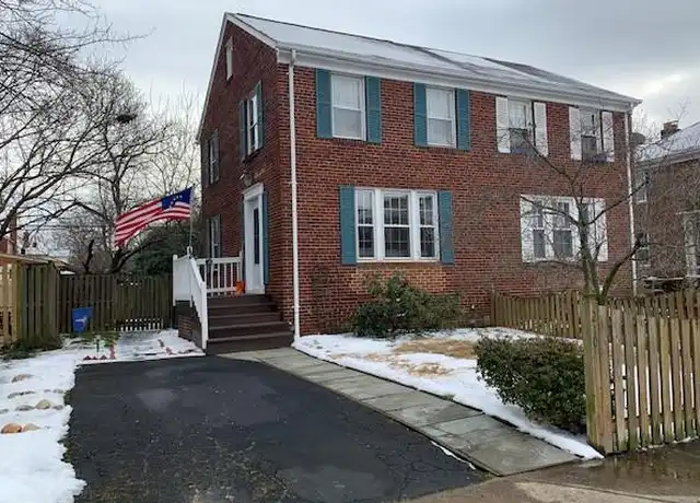 Property at 2104 27th St S, Arlington, VA, 22206, 2 beds, 1 bath, [object Object]