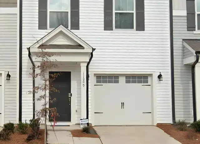 Property at 11009 Woodland Creek Way, Charlotte, NC, 28262, 1 bed, 1 bath, [object Object]
