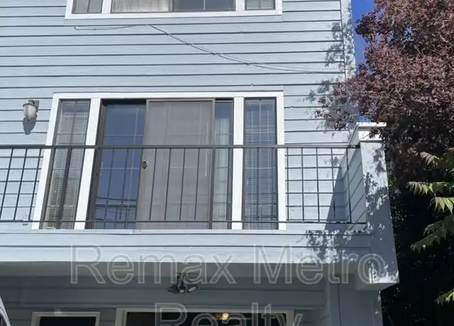 Property at 2317 Franklin Ave E Unit A, Seattle, WA, 98102, 3 beds, 2 baths, [object Object]