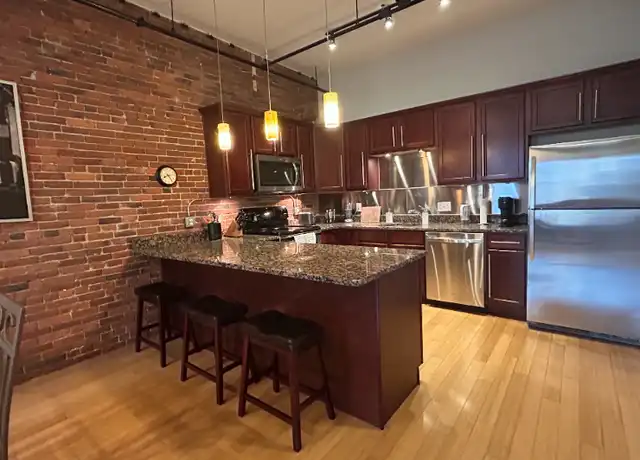 Property at 61 Market St Unit 3A, Lowell, MA, 01852, 2 beds, 2 baths, [object Object]