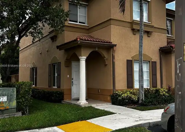 Property at 8526 NW 107th Psge Unit 1-40, Doral, FL, 33178, 4 beds, 3 baths, [object Object]