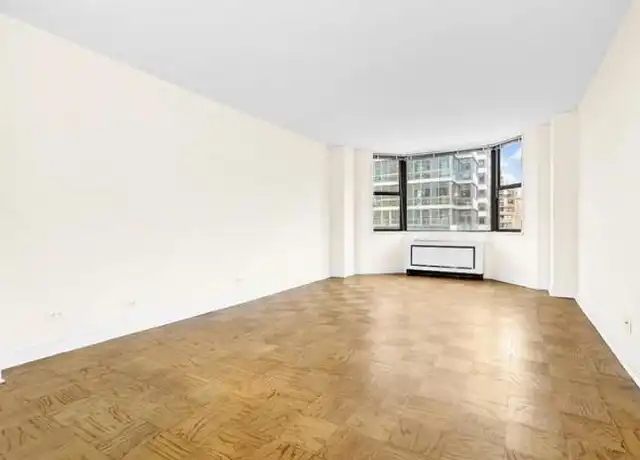 Property at 400 E 71st St, New York, NY, 10021, 1 bed, 1 bath, [object Object]