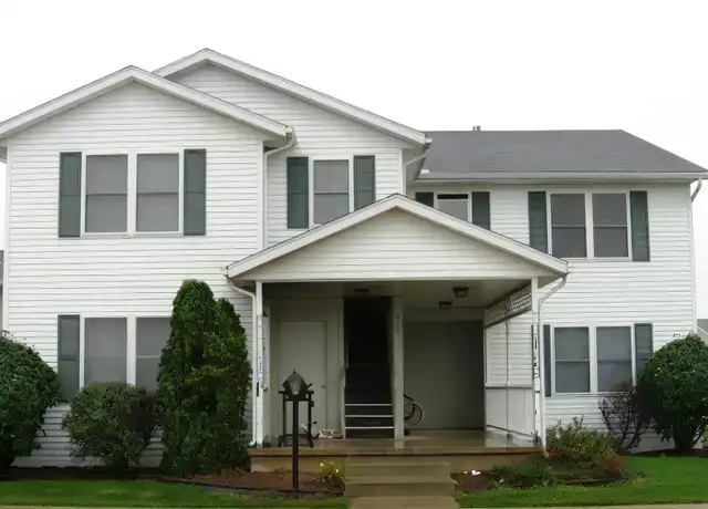 Property at 206 Stonewall Ct Apt 2, Nappanee, IN, 46550, 2 beds, 1 bath, [object Object]