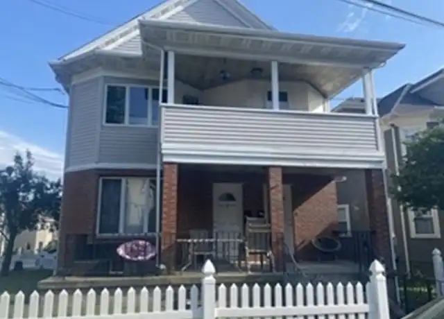 Property at 8 Porter St Unit 2, Watertown, MA, 02472, 3 beds, 2 baths, [object Object]