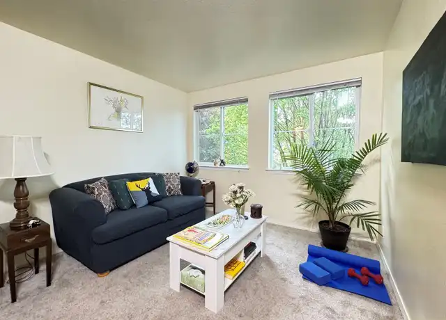 Property at 300 10th Ave Unit B305, Seattle, WA, 98122, 1 bed, 1 bath, [object Object]