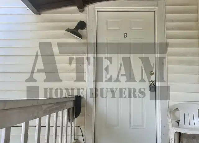 Property at 427 W Scott St Unit B, Athens, TX, 75751, 1 bed, 1 bath, [object Object]