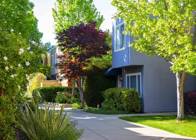 Photo of 2925 Monument Blvd, Concord, CA 94520