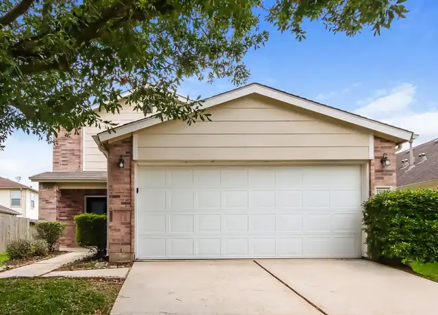 Property at 22922 Twisting Pine Dr, Spring, TX, 77373, 3 beds, 2 baths, [object Object]