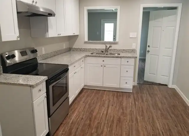 Property at 1015 Prune St, La Marque, TX, 77568, 3 beds, 1 bath, [object Object]