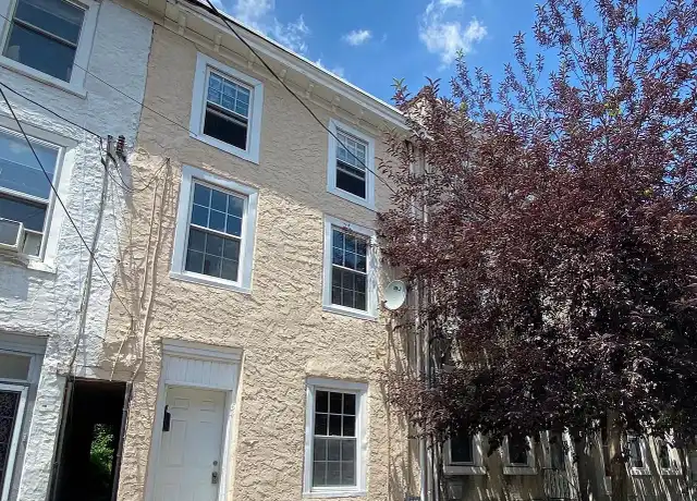 Property at 154 East St, Philadelphia, PA, 19127, 4 beds, 1 bath, [object Object]