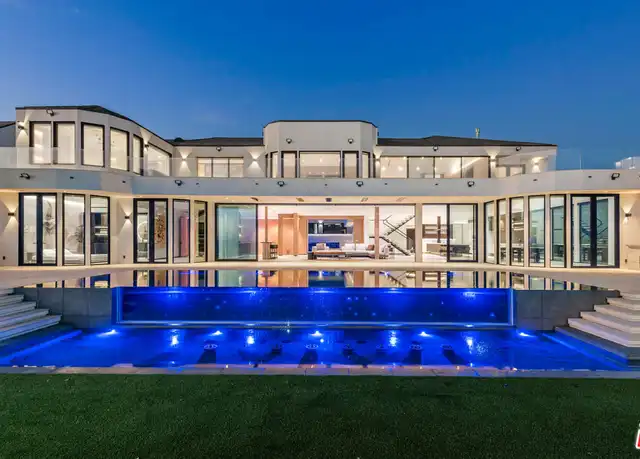 Property at 31100 Broad Beach Rd, Malibu, CA, 90265, 8 beds, 10 baths, Contact for Price