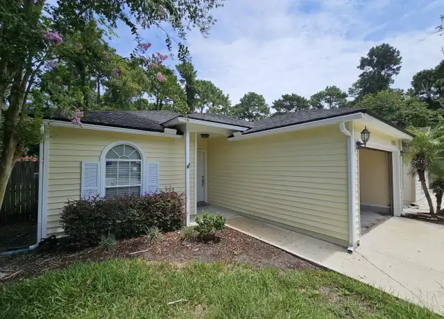 Property at 10777 Alumni Way, Jacksonville, FL, 32246, 3 beds, 2 baths, [object Object]