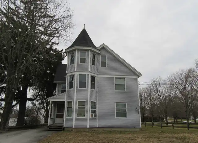 Property at 33 Clark St Unit 2, Westerly, RI, 02891, 3 beds, 1 bath, [object Object]