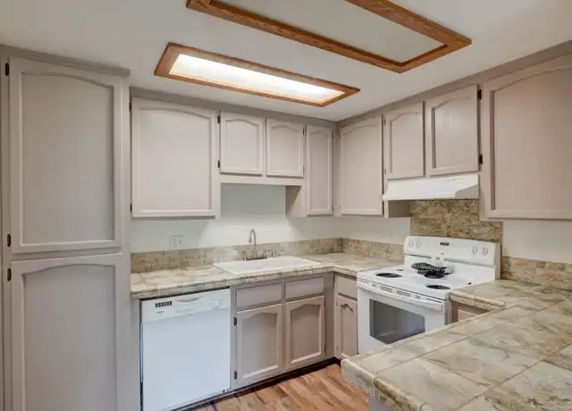 Property at 952 SE Ely St Unit B102, Oak Harbor, WA, 98277, 3 beds, 2 baths, [object Object]