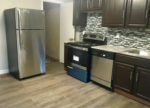 Property at 122 Kearsarge St #118, Pittsburgh, PA, 15211, 2 beds, 1 bath, [object Object]