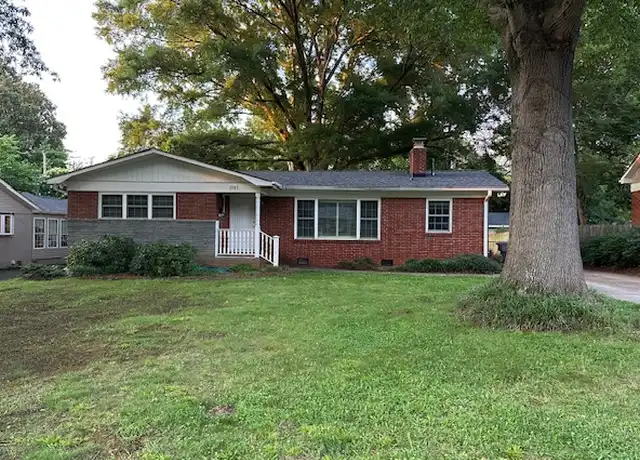 Property at 1945 Sandhurst Dr, Charlotte, NC, 28205, 2 beds, 1.5 baths, [object Object]