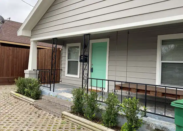 Property at 4221 Marina St, Houston, TX, 77007, 2 beds, 2 baths, [object Object]
