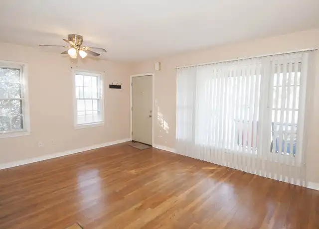 Property at 1619 Parker St, Amarillo, TX, 79102, 2 beds, 1 bath, [object Object]