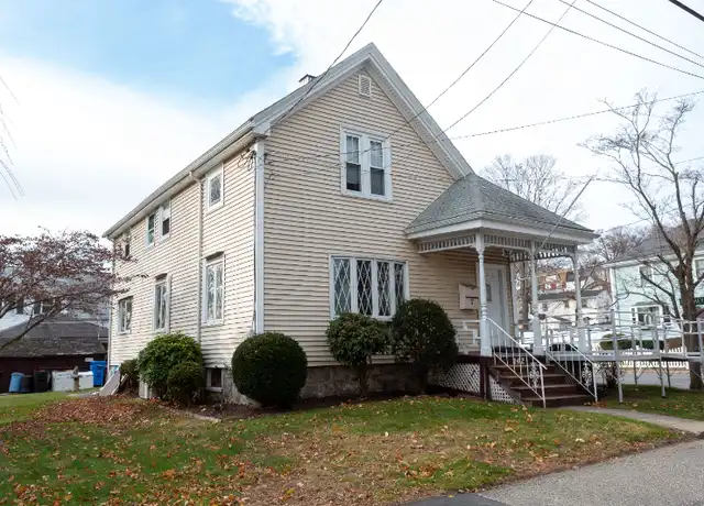 Property at 142 Dale St Unit 2, Waltham, MA, 02451, 2 beds, 1 bath, [object Object]