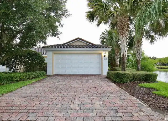 Property at 12223 Pescara Ln, Orlando, FL, 32827, 3 beds, 2 baths, [object Object]