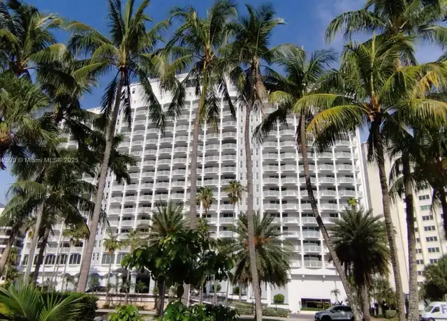 Property at 5401 Collins Ave #1110, Miami Beach, FL, 33140, 0 beds, 1 bath, [object Object]