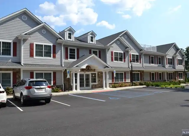 Property at 505 Kinderkamack Rd Unit 103, Oradell, NJ, 07649, 2 beds, 1 bath, [object Object]